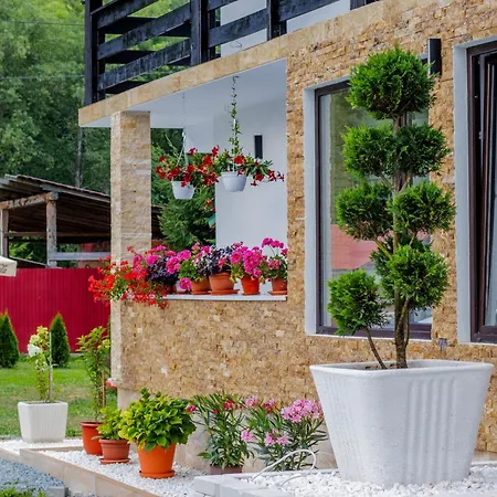 Ge-lux Lodge *